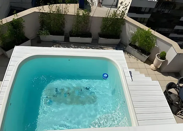 Cobertura Arpoador Com Piscina Privativa, Vista Mar, Garagem, Portaria 24 Horas Rio de Janeiro